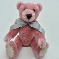 Janis Waldron - Pink bear blue bow